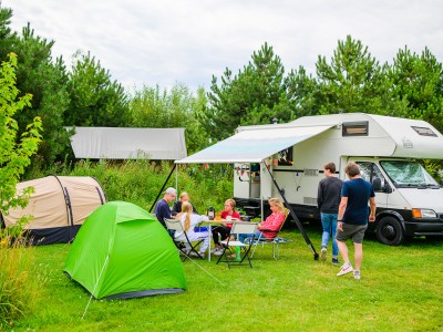 camperplek MIG UFO OF HELI.jpg