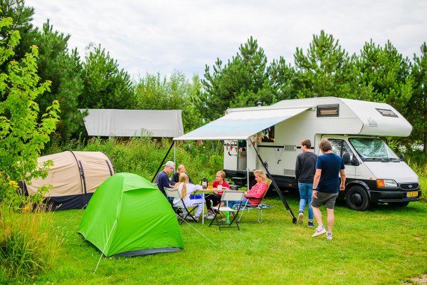 camperplek MIG UFO OF HELI.jpg