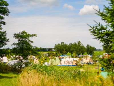 Tentplek UFO.jpg