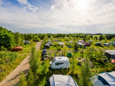 kampeerveld UFO_3.jpg