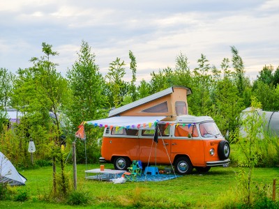 Camperplek UFO_3.jpg