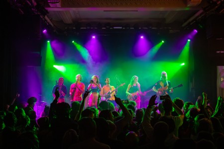 4. Foto band live (sfeerimpressie Paradiso)