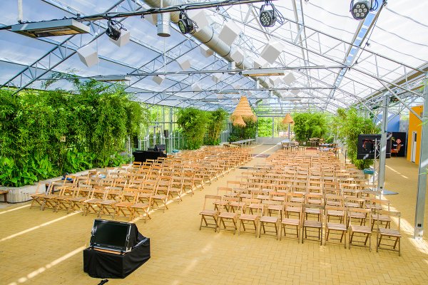 kas binnenkant lege stoelen overview.jpg