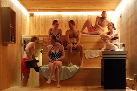 Kuuma Sauna Mensen def.png