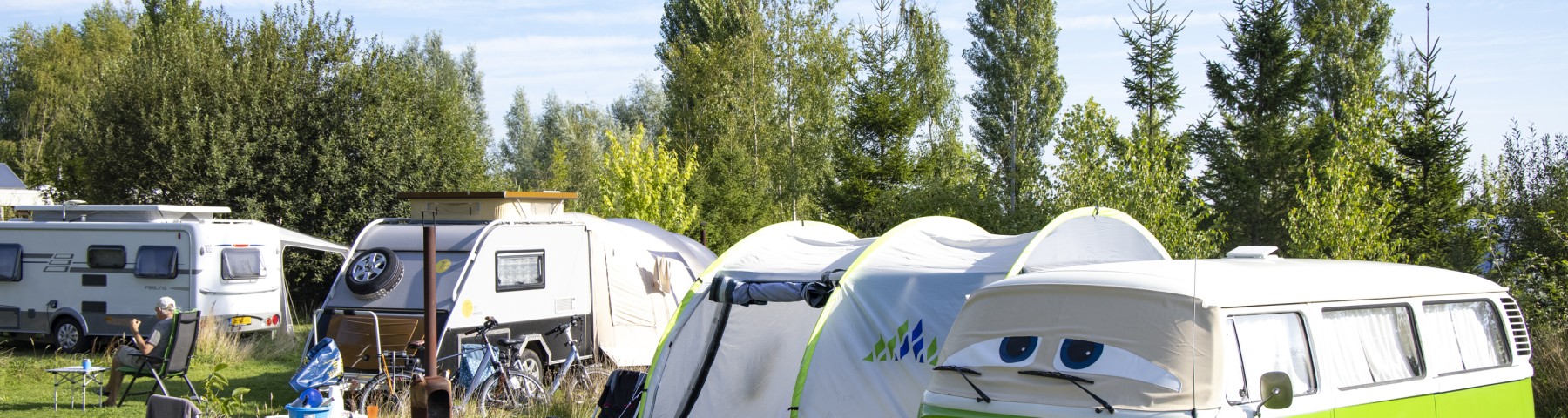 Helicamp.jpg }}