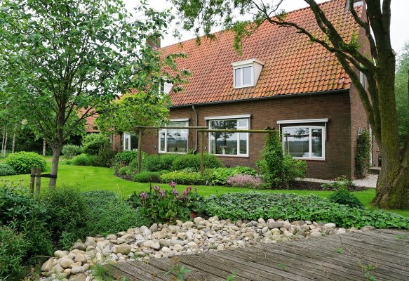 pionierswoning vooraanzicht bewerkt.jpg