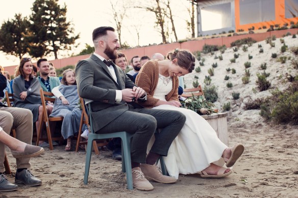 Foto trouwen voeten in het zand.JPG